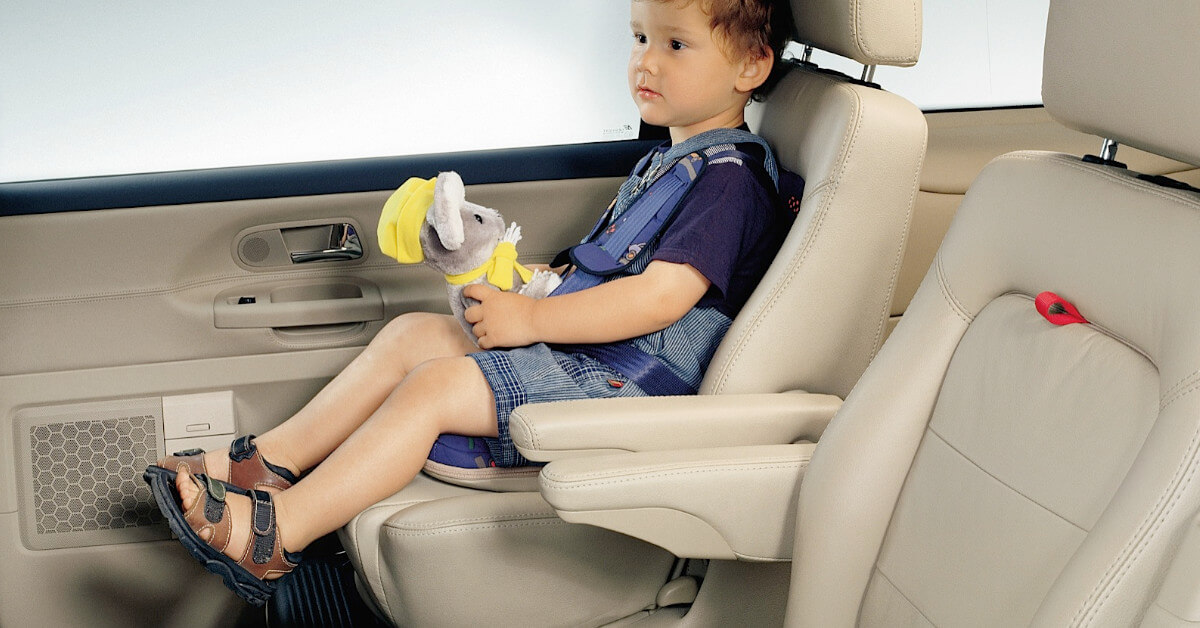 Siguranţa copilului în maşină - Webcar Romania