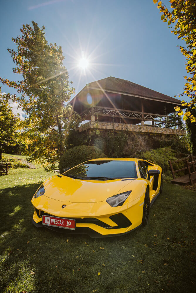 Lamborghini_Aventador_WEBCAR