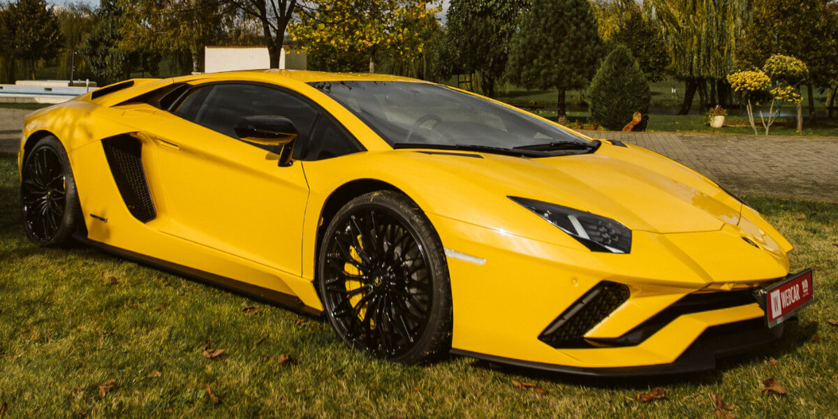 Lamborghini_Aventador_WEBCAR