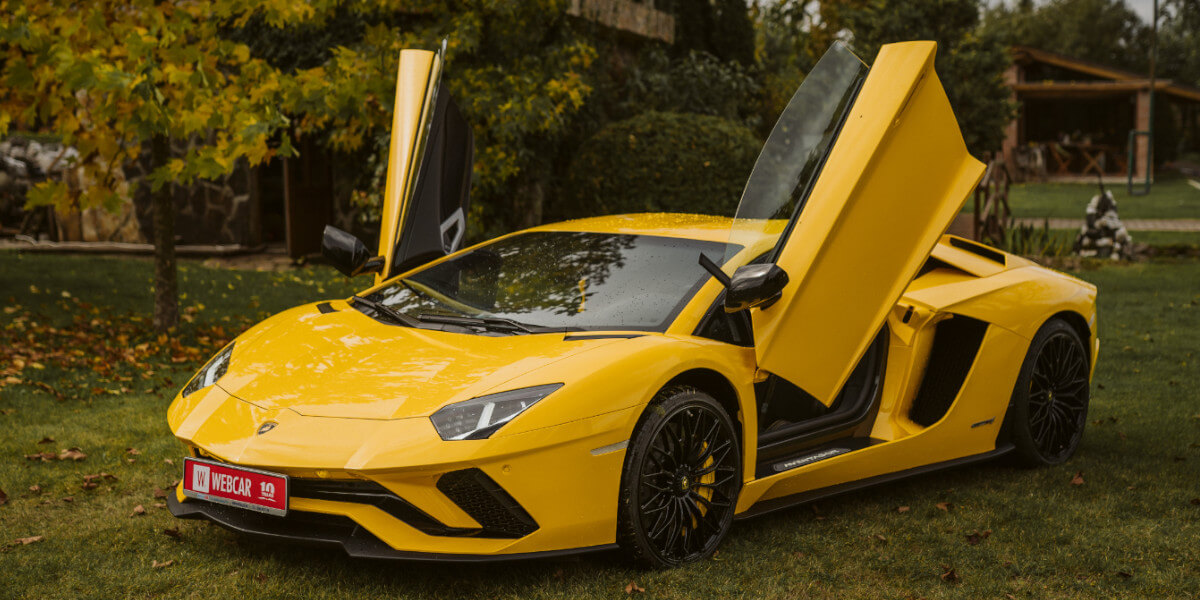 Lamborghini_Aventador_WEBCAR