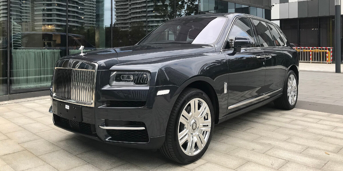 Rolls-Royce-Cullinan-3-WEBCAR Rolls-Royce-Cullinan-WEBCAR