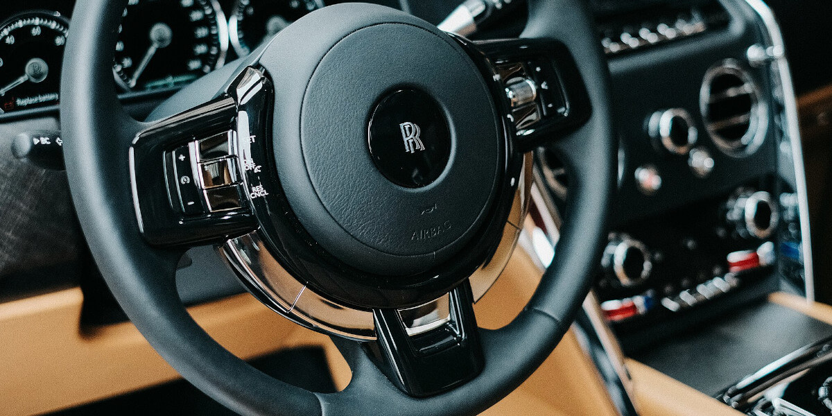 Rolls-Royce-Cullinan-5-WEBCAR Rolls-Royce-Cullinan-WEBCAR