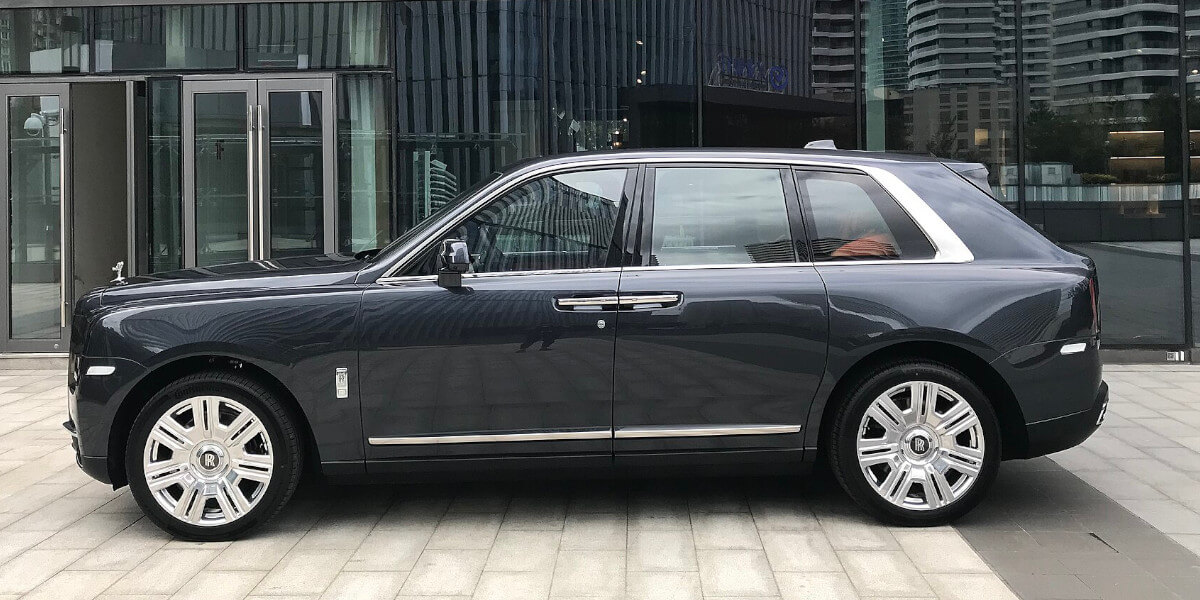 Rolls-Royce-Cullinan-7-WEBCAR Rolls-Royce-Cullinan-WEBCAR