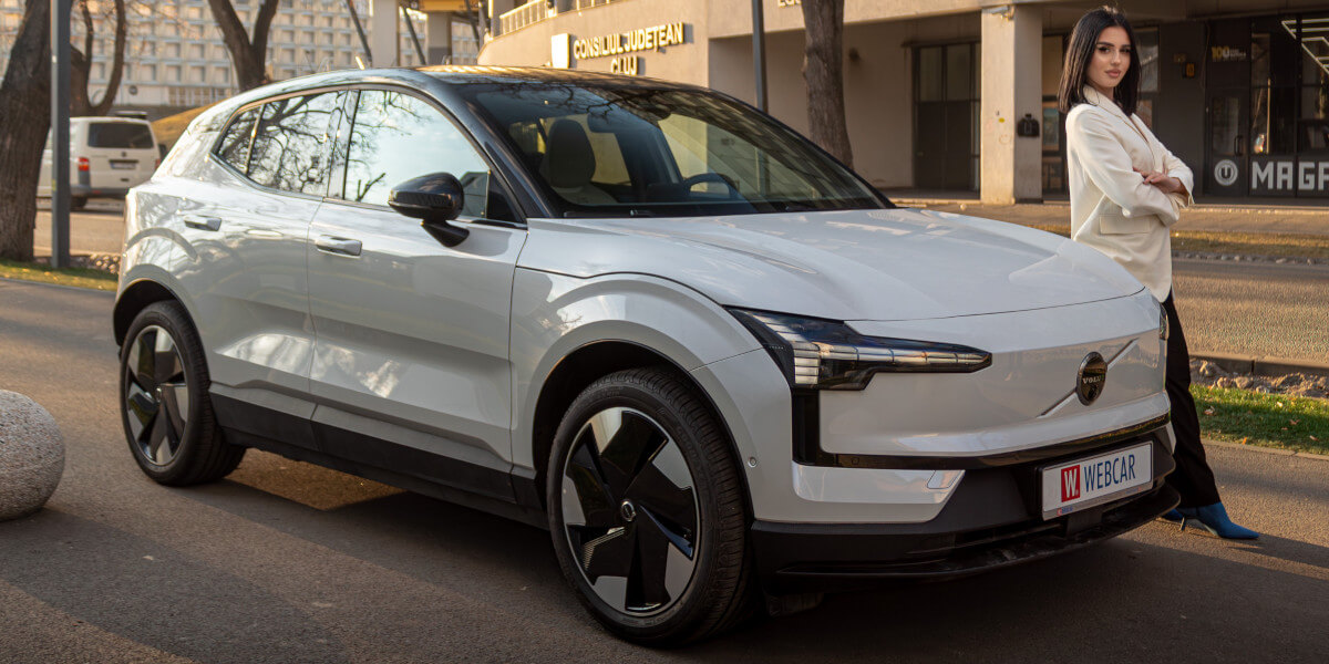 VOLVO_EX30_WEBCAR