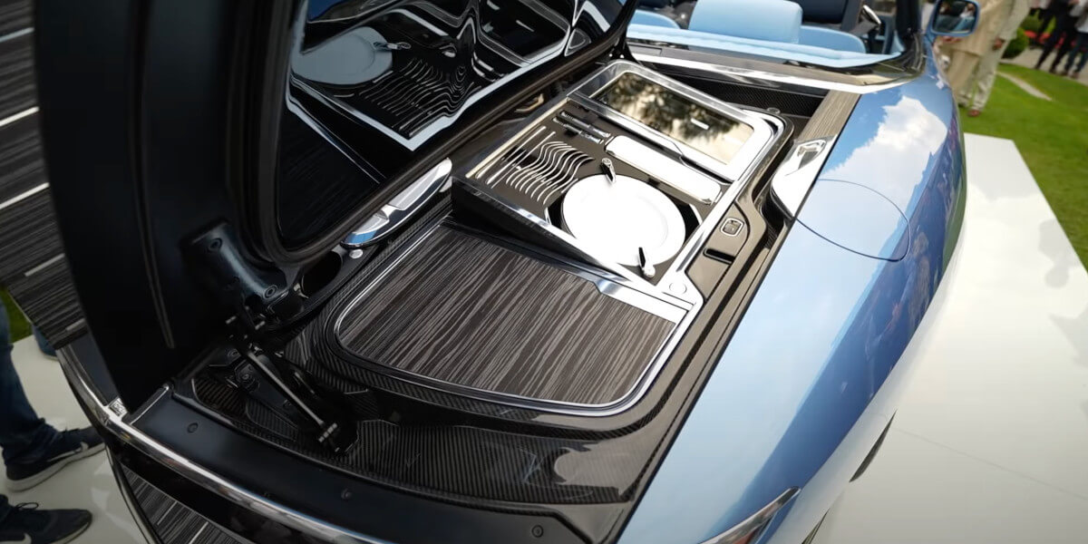 Rolls-Royce-Boat-Tail_1_Webcar Mașini de lux cu producție limitată - WEBCAR