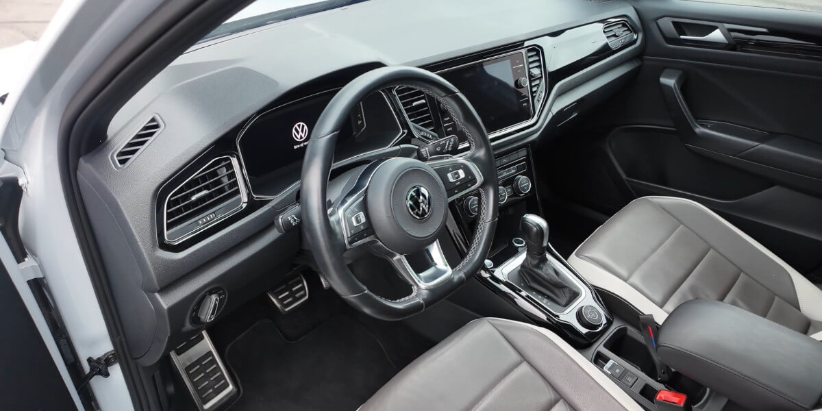 Volkswagen-T-Roc_interior_1_WEBCAR Volkswagen-T-Roc_WEBCAR