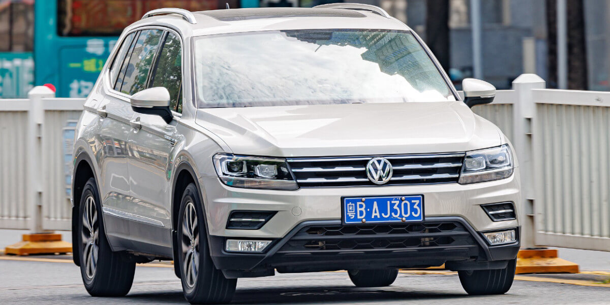 VOLKSWAGEN-TIGUAN-WEBCAR Masini premium second-hand WEBCAR
