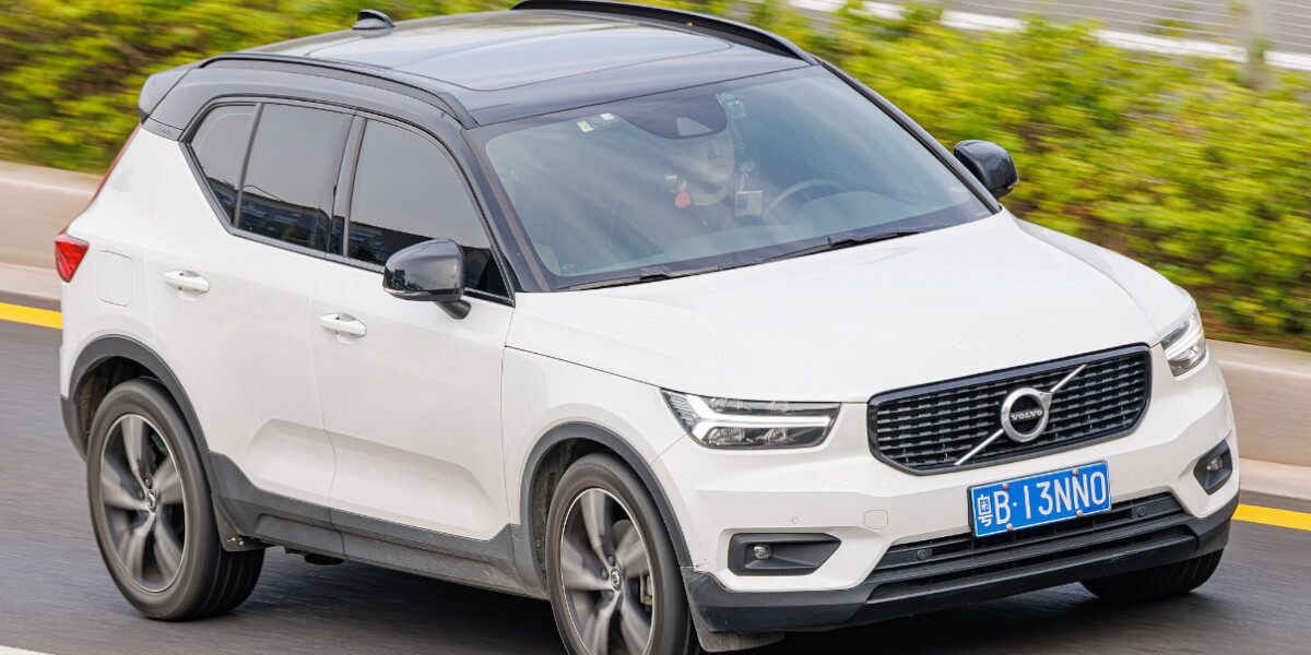 VOLVO-XC40-WEBCAR Masini premium second-hand WEBCAR