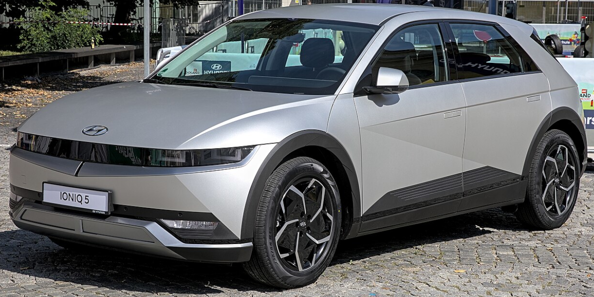 Hyundai-Ioniq-WEBCAR Hyundai-Ioniq-WEBCAR
