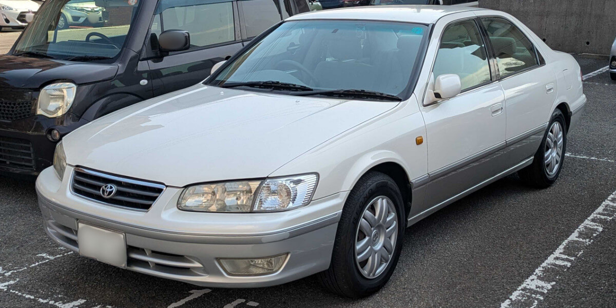 Toyota-Camry-2-WEBCAR cele-mai-vandute-masini-WEBCAR