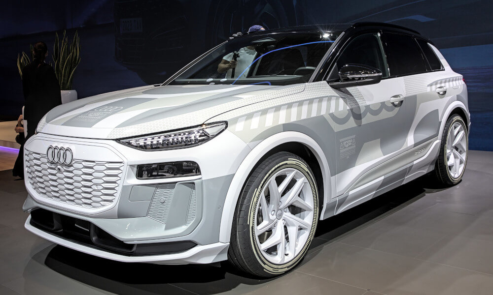 Cele_mai_interesante_mașini_lansate_în_2026_Audi_Q6_e-tron_2_WEBCAR Cele_mai_interesante_mașini_lansate_în_2026_WEBCAR